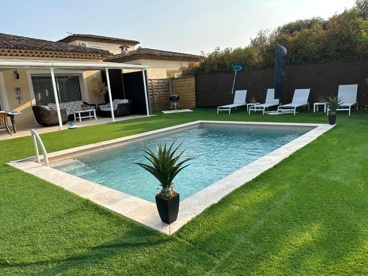 Villa Petite Maisonette Adossee Mais Independante Avec Piscine Peymeinade Exterior foto